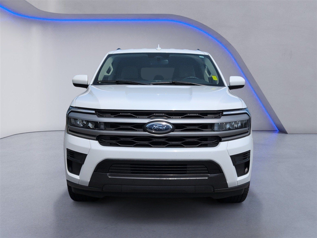 Used 2022 Oxford White Ford XLT image 13