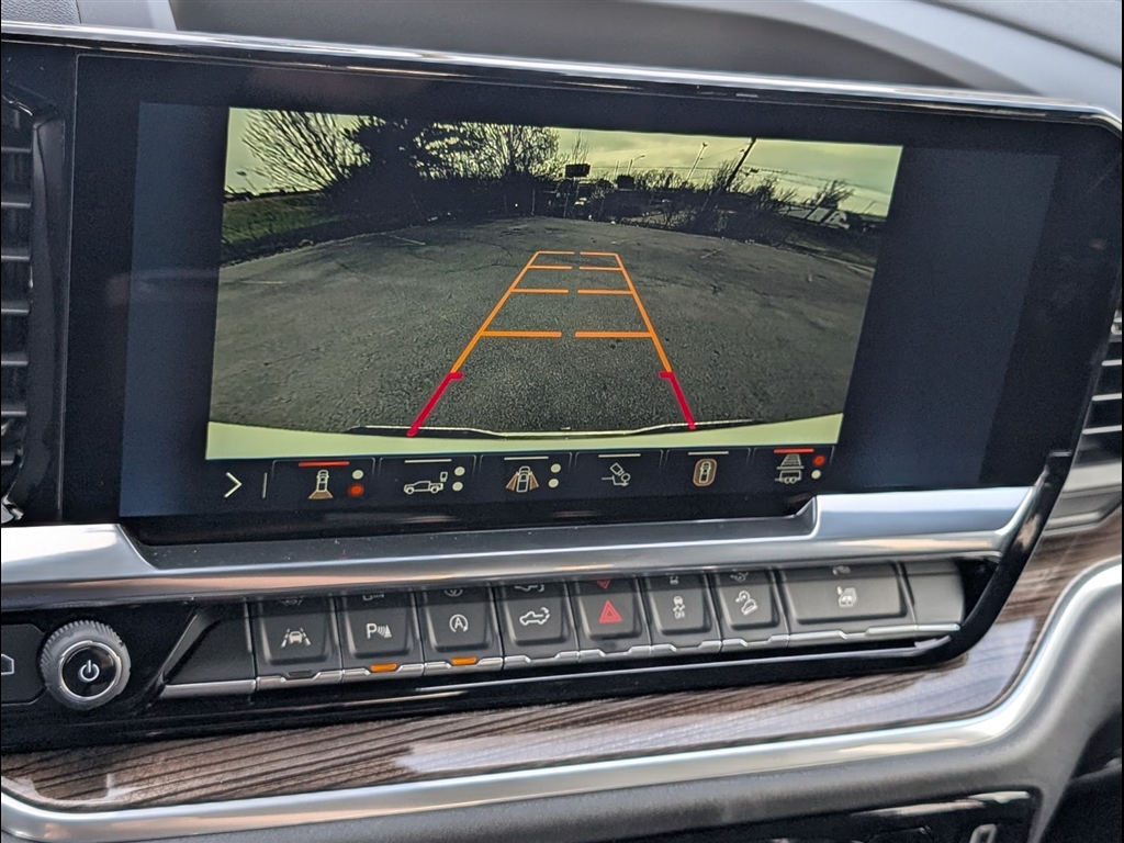 New 2026 Summit White Chevrolet RST image 13