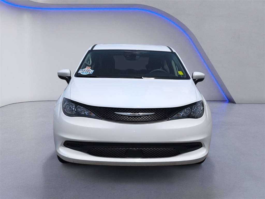 Used 2023 Bright White Clear Coat Chrysler LX image 13