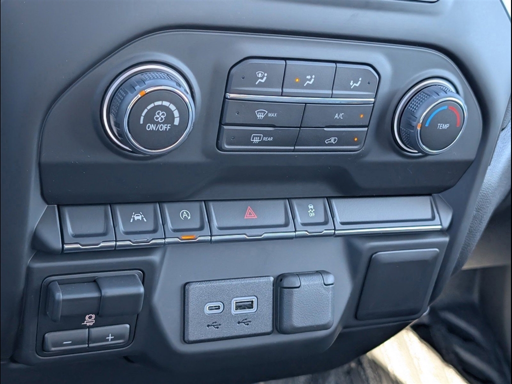 New 2026 Summit White Chevrolet Work Truck image 13