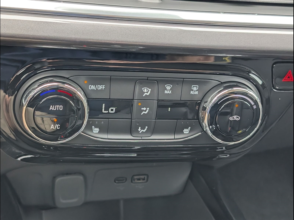 New 2026 Summit White Chevrolet ACTIV image 13