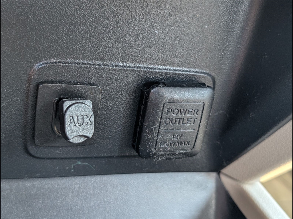 Used 2012 Polished Metal Metallic Honda LX image 14