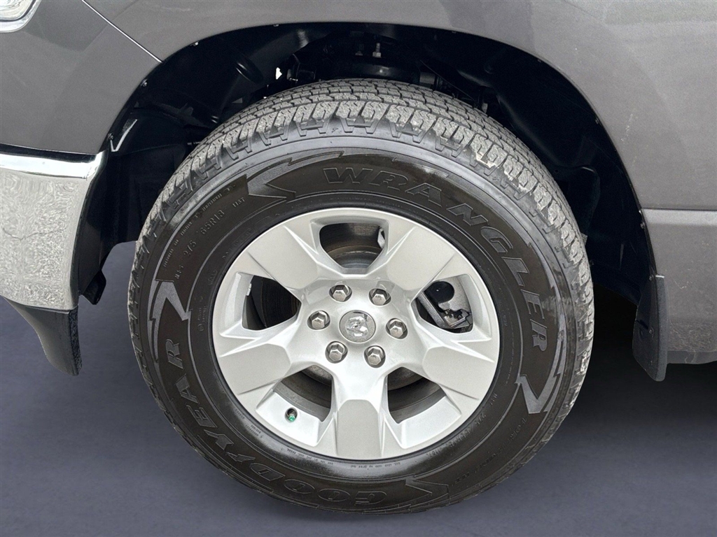 Used 2024 Granite Crystal Metallic Clear Coat RAM Tradesman image 14