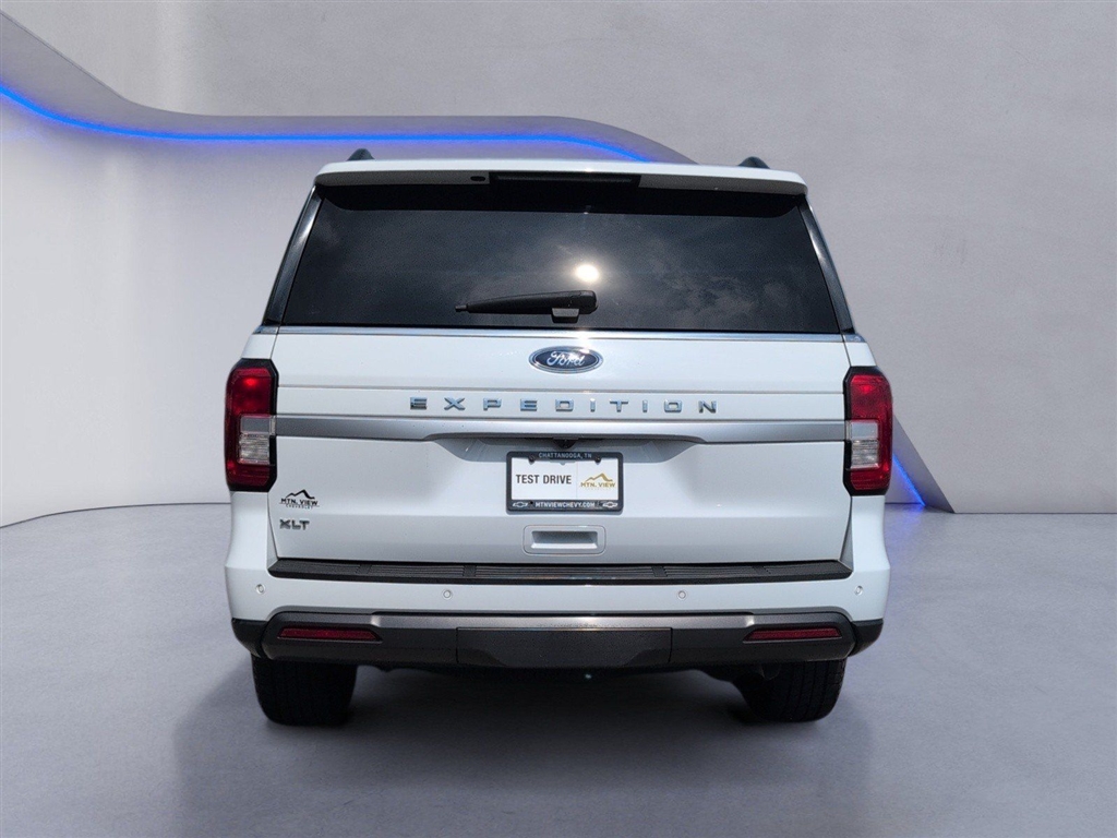Used 2022 Oxford White Ford XLT image 14