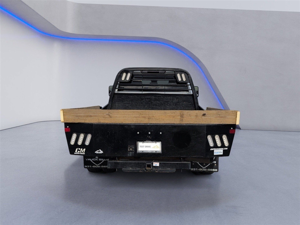 Used 2024 Summit White Chevrolet LT image 14