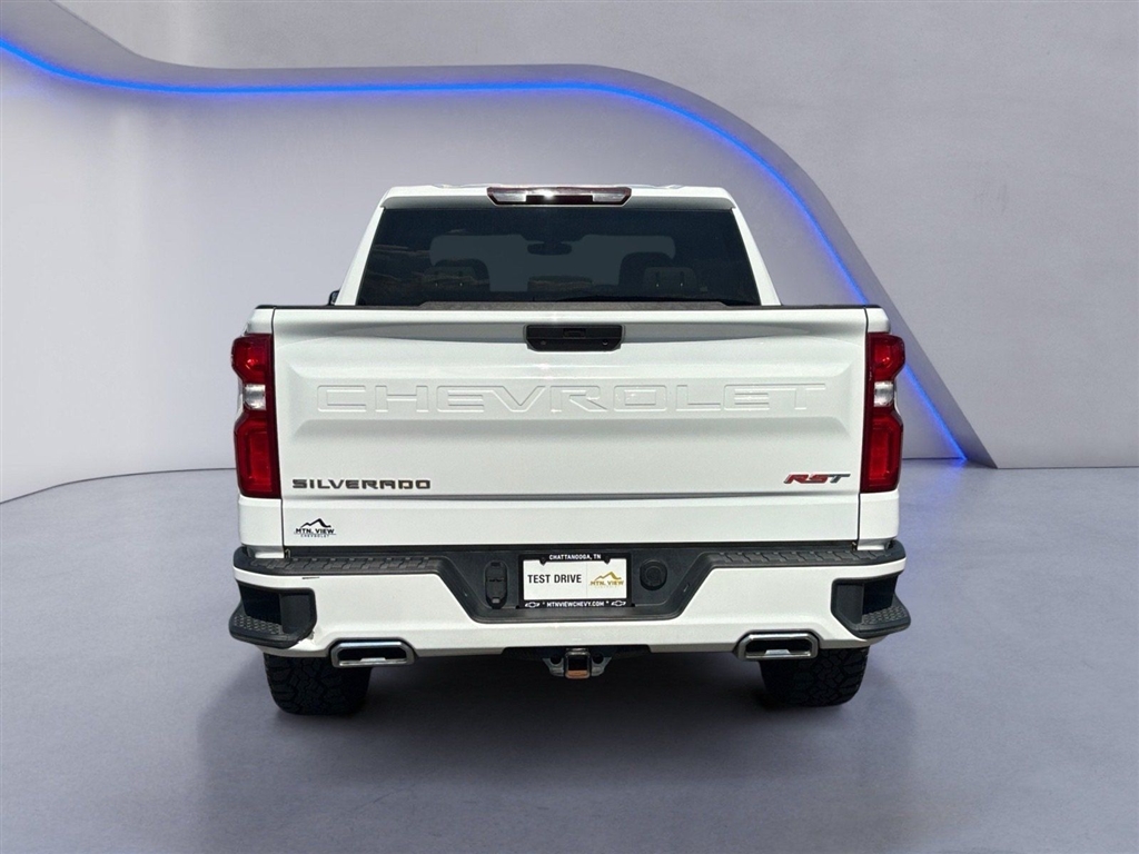 Used 2022 Summit White Chevrolet RST image 14