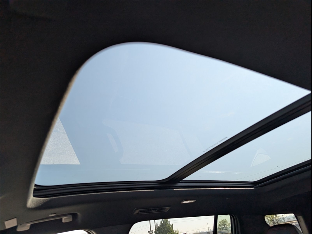 New 2026 Polar White Tricoat Chevrolet RS image 14