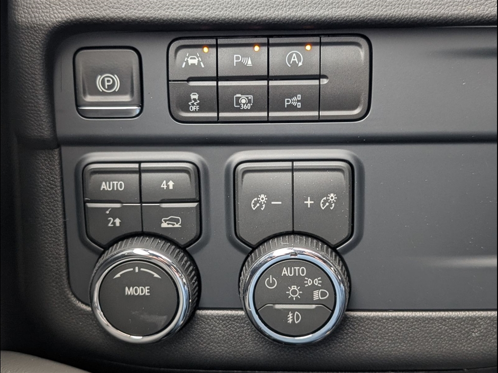 New 2026 Summit White Chevrolet LT image 14