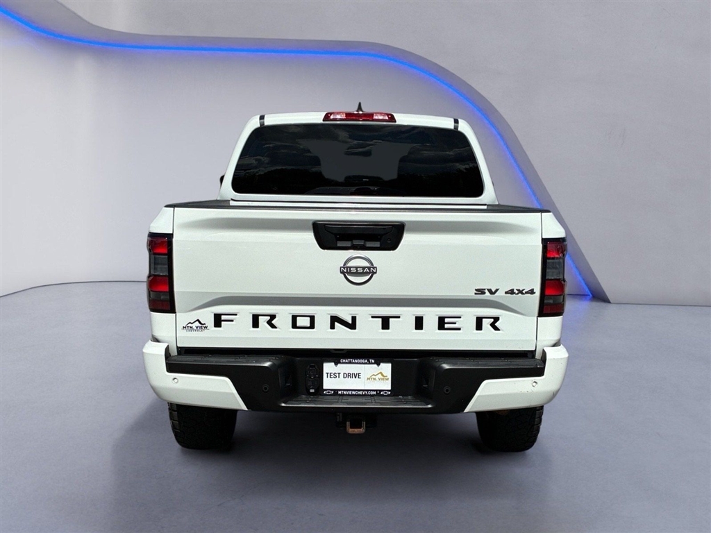 Used 2023 Glacier White Nissan SV image 14