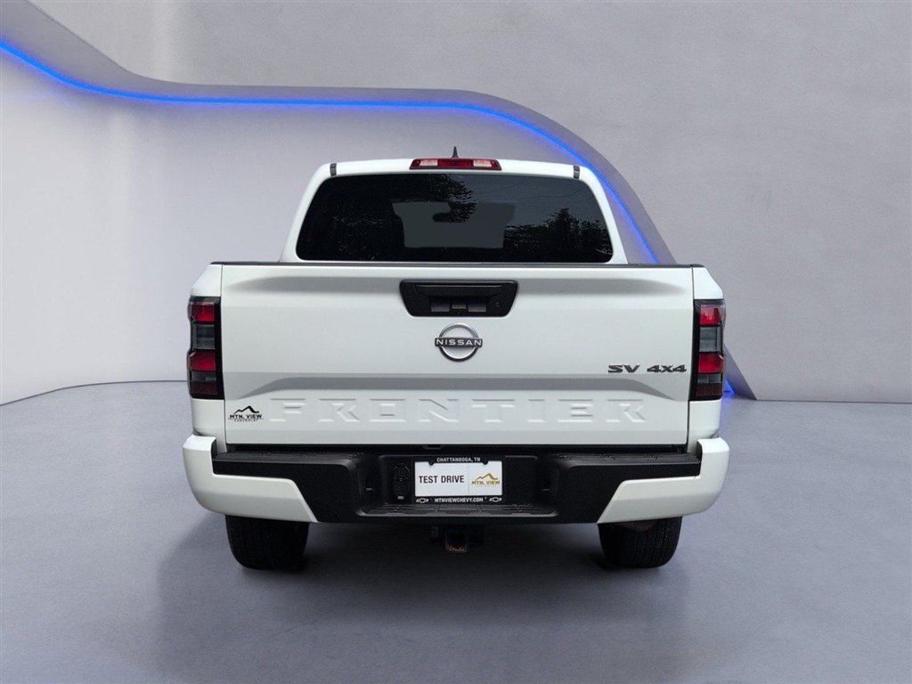 Used 2023 Glacier White Nissan SV image 14