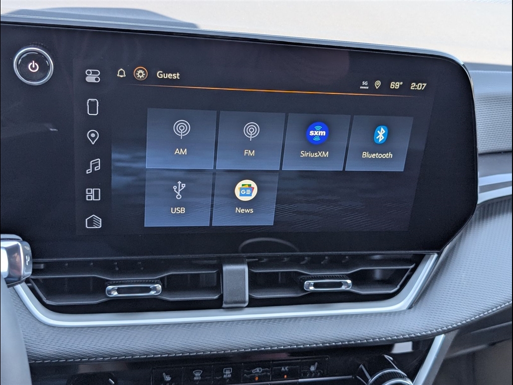 New 2026 Summit White Chevrolet LT image 14