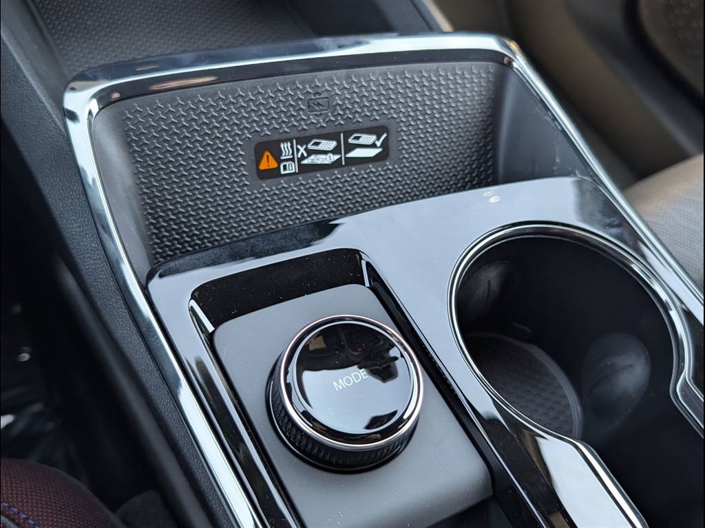 New 2026 Polar White Tricoat Chevrolet RS image 14