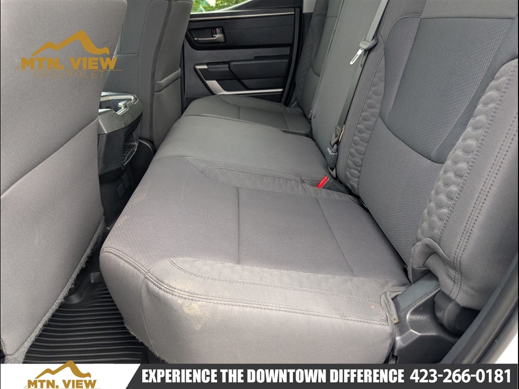 Used 2022 White Toyota SR5 image 14