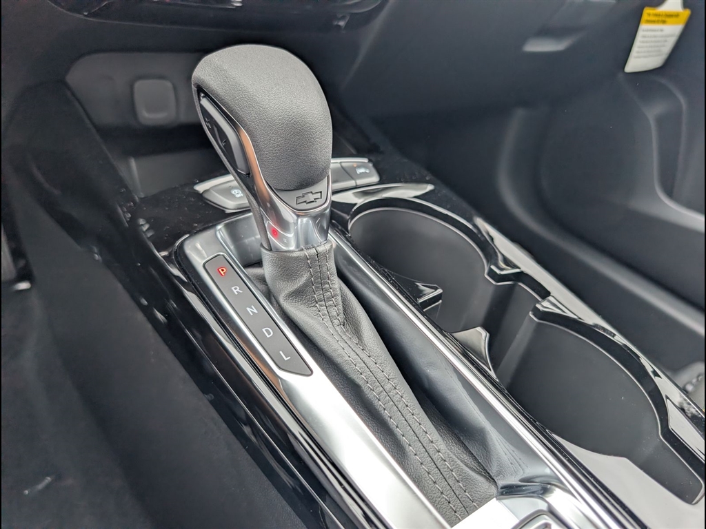 New 2026 Mosaic Black Metallic Chevrolet LT image 14