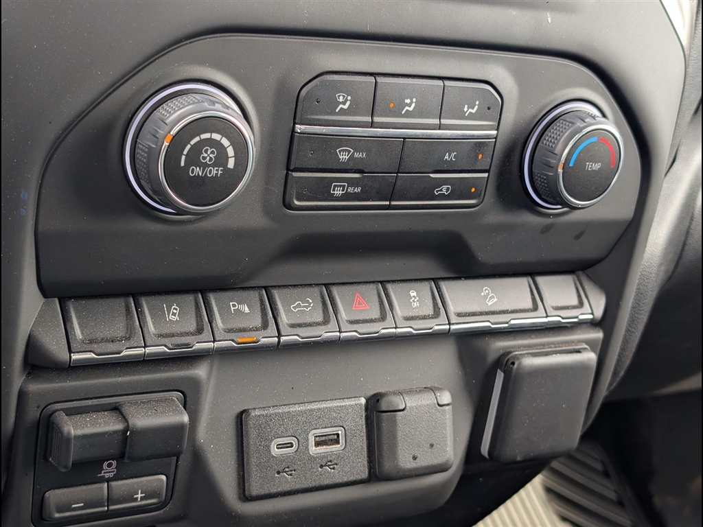 Used 2025 Summit White Chevrolet Custom image 15