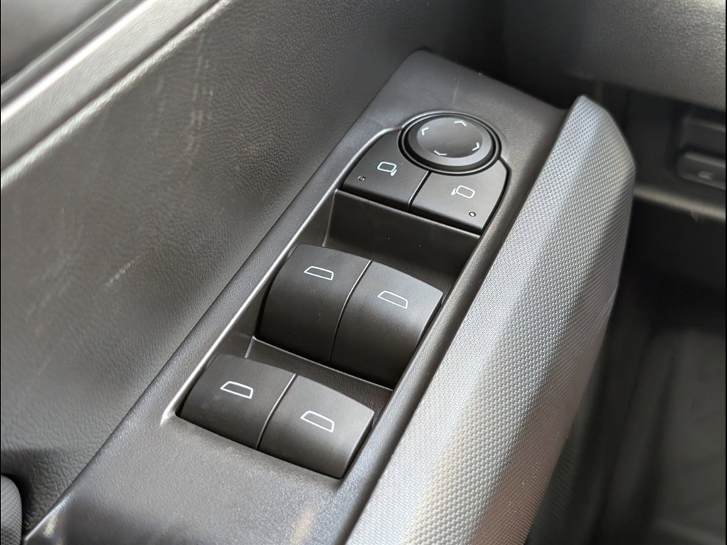 New 2026 Summit White Chevrolet Work Truck image 15