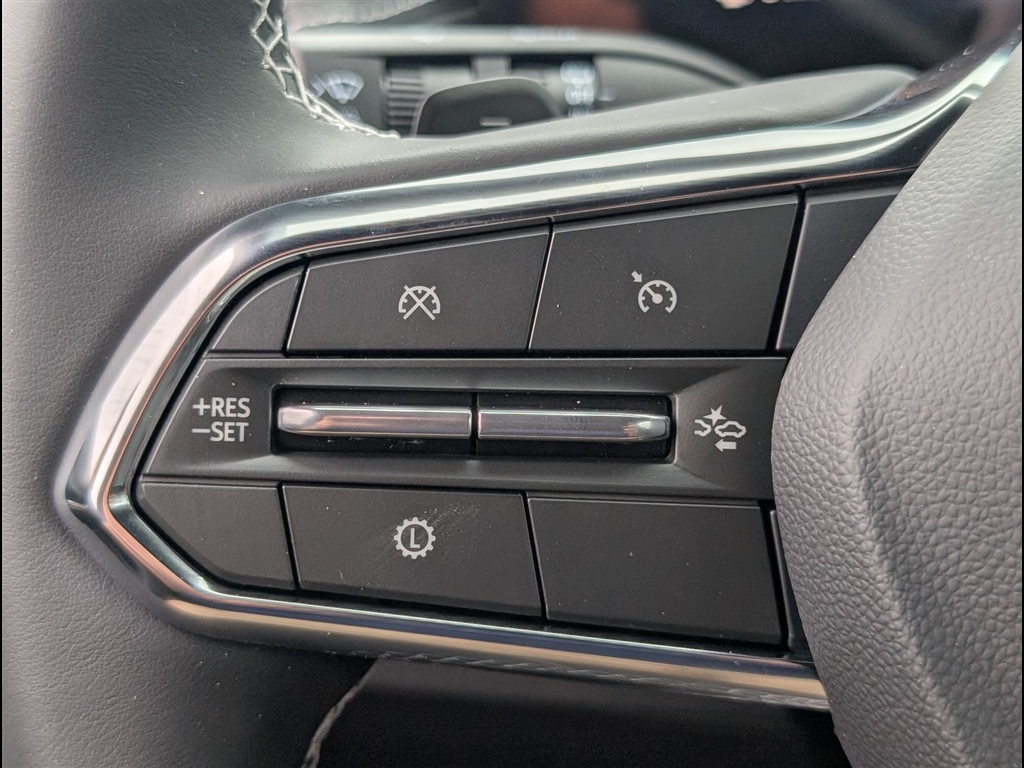 New 2026 Polar White Tricoat Chevrolet LT image 15