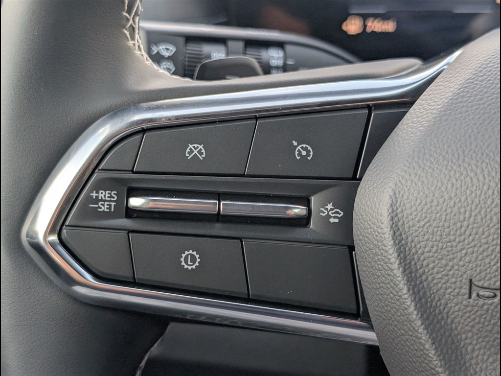 New 2027 Summit White Chevrolet LT image 15