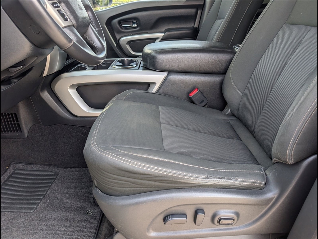 Used 2017 Magnetic Black Nissan SV image 15