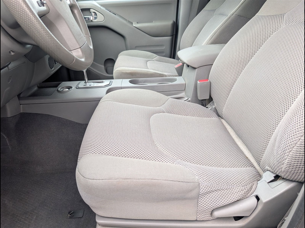 Used 2020 Magnetic Black Pearl Nissan SV image 15