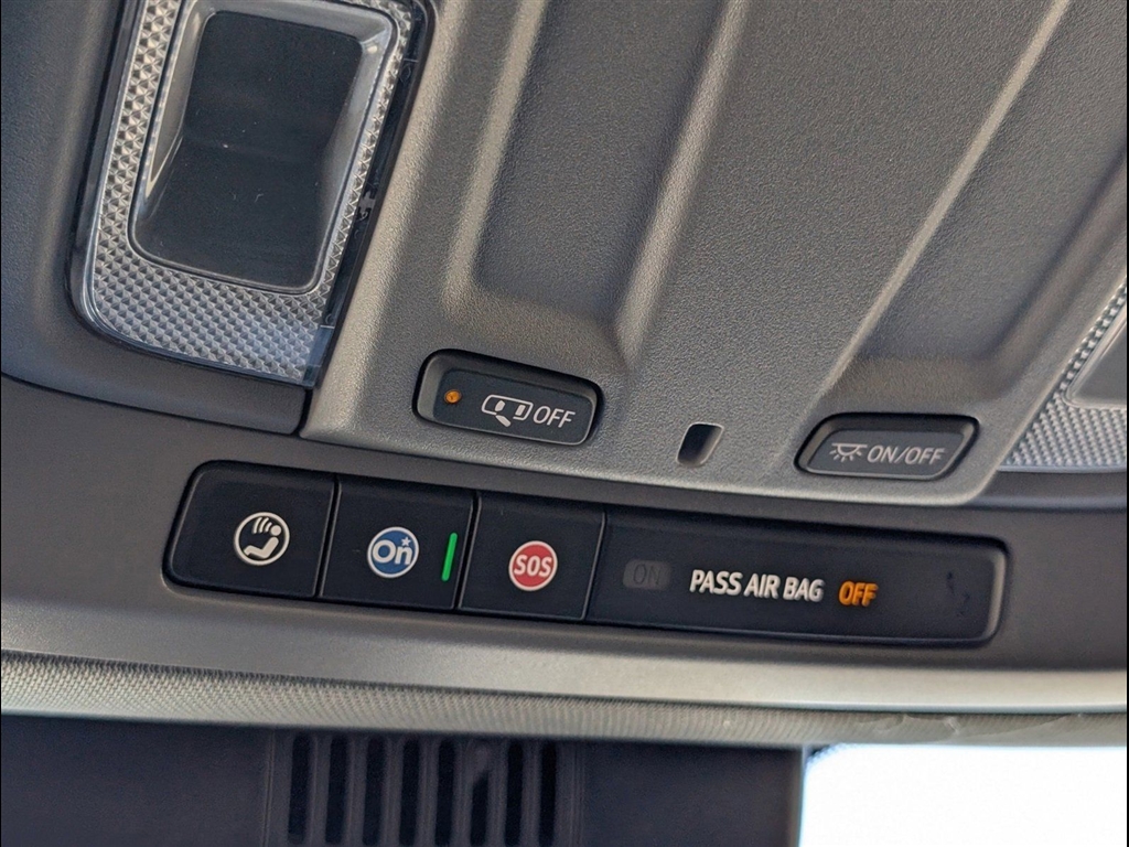 New 2026 Summit White Chevrolet Work Truck image 15