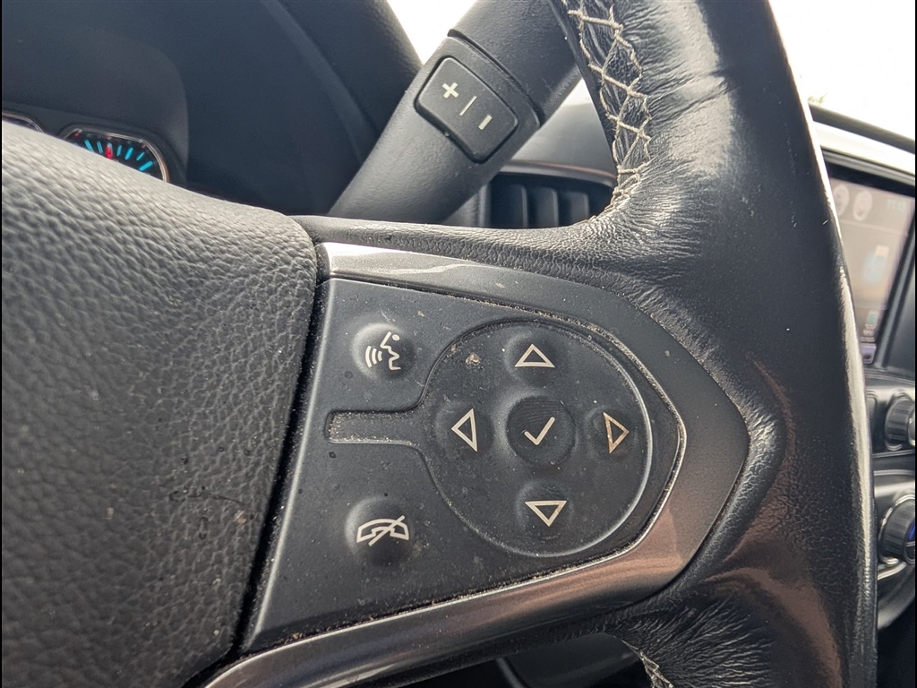 Used 2018 Cajun Red Tintcoat Chevrolet LT image 15