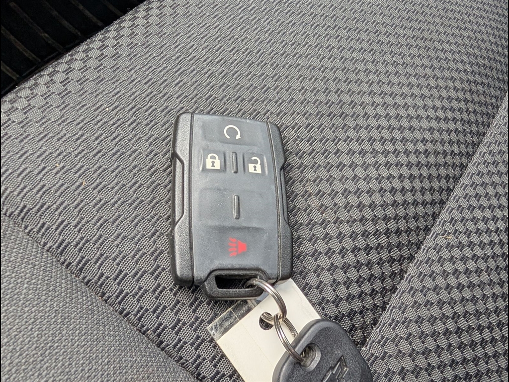 Used 2015 Black Chevrolet LT image 15