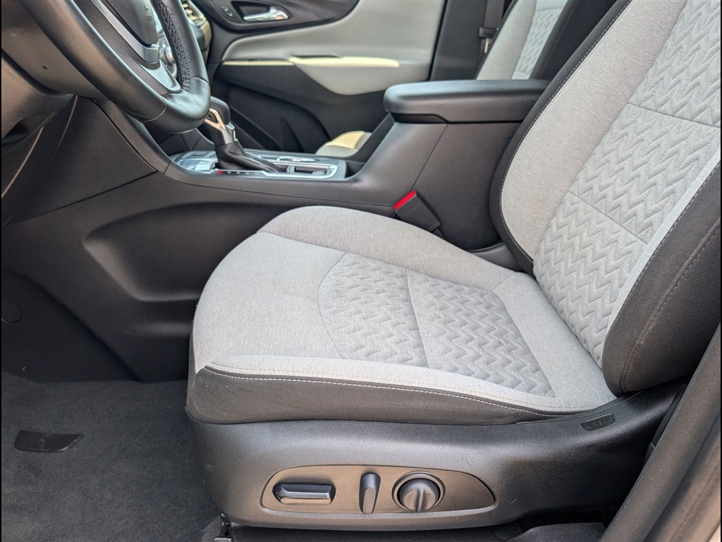 Used 2023 Sterling Gray Metallic Chevrolet LT image 15