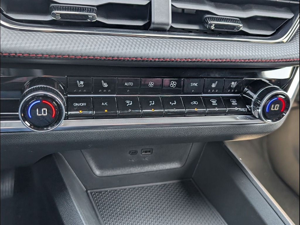 New 2026 Polar White Tricoat Chevrolet RS image 15