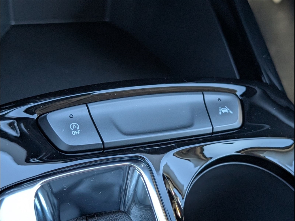 New 2026 Mosaic Black Metallic Chevrolet LT image 15