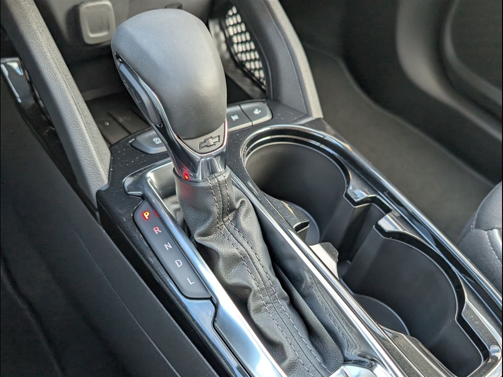 New 2026 Mosaic Black Metallic Chevrolet LT image 15
