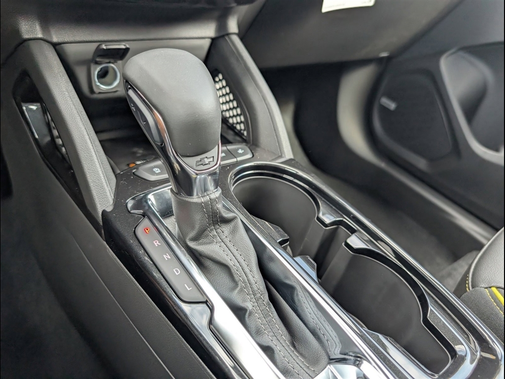 New 2026 Mosaic Black Metallic Chevrolet ACTIV image 15