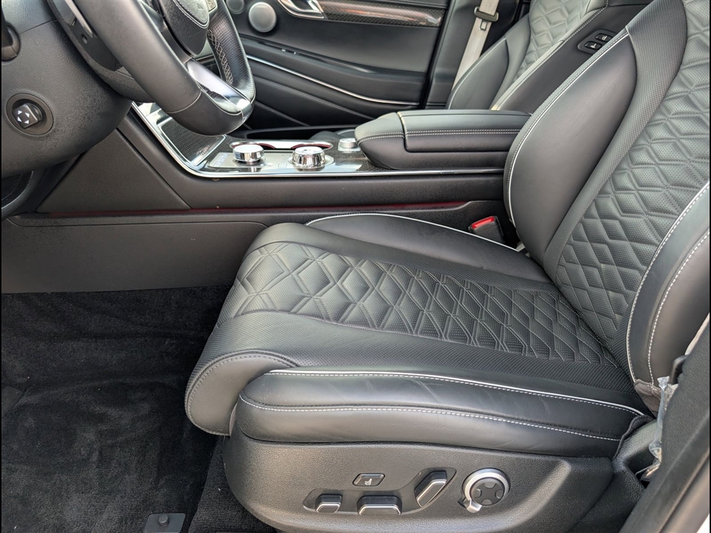 Used 2025 Uyuni White Pearl Genesis 3.5T E-SC image 15