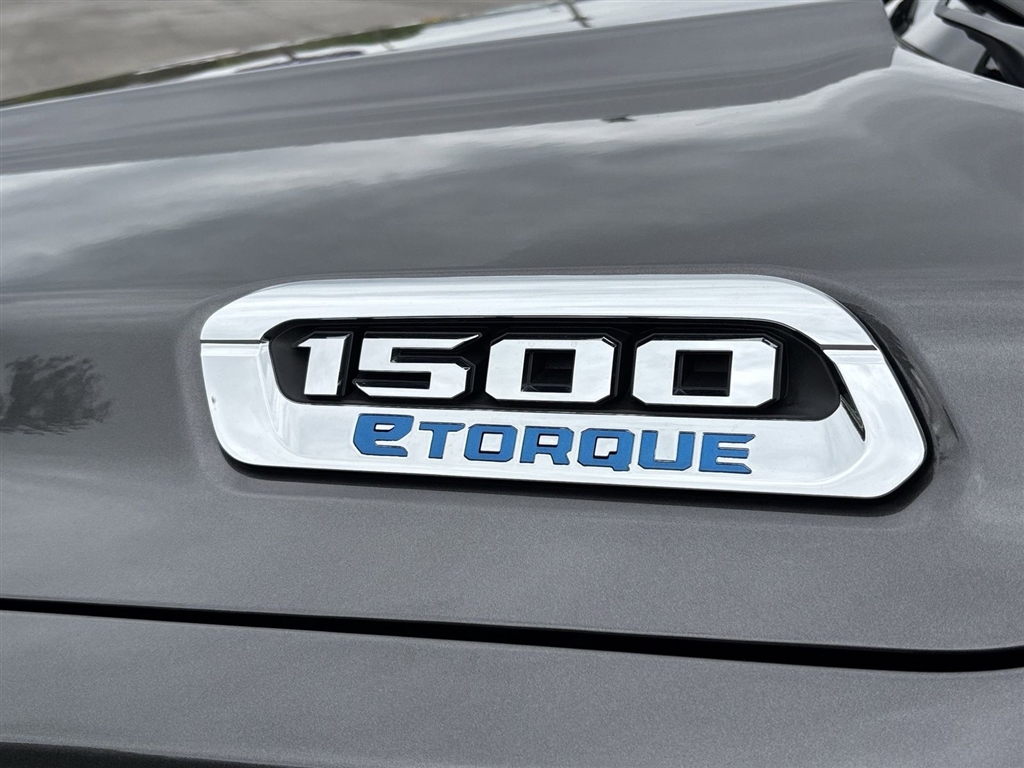 Used 2024 Granite Crystal Metallic Clear Coat RAM Tradesman image 16