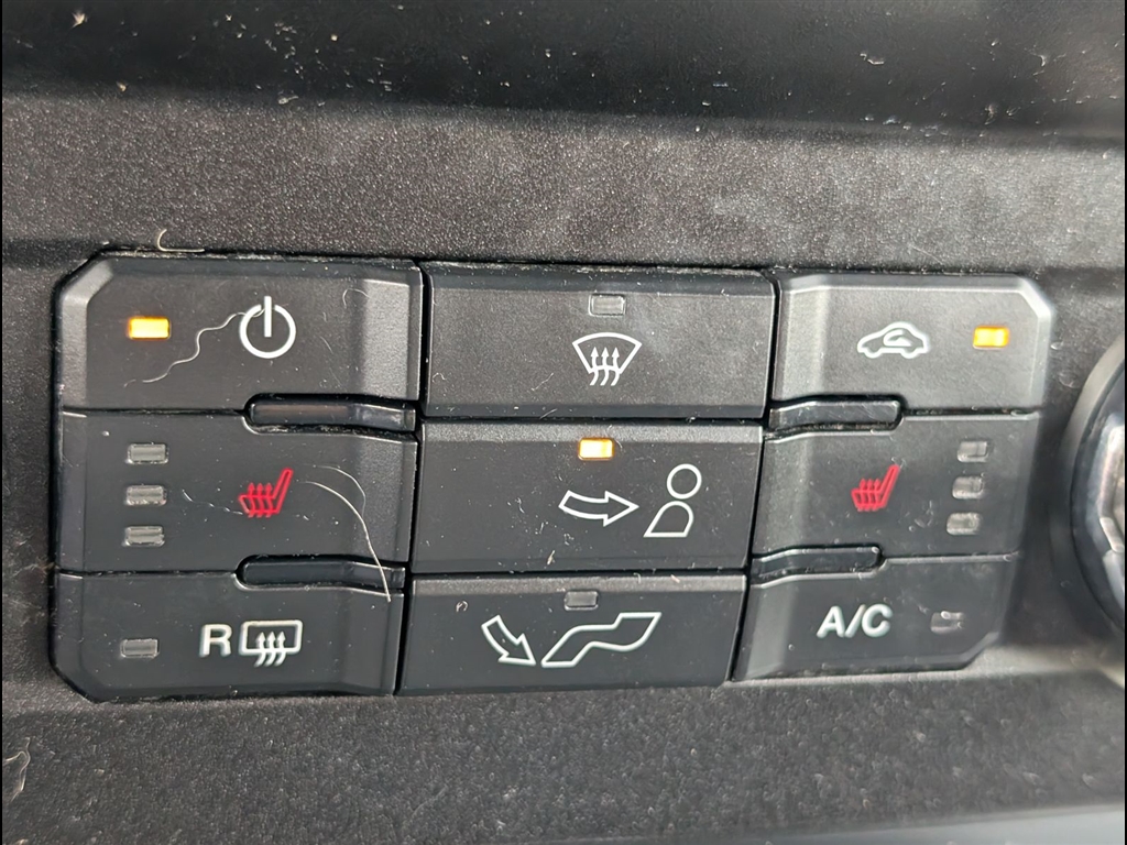 Used 2020 Magnetic Ford XLT image 16