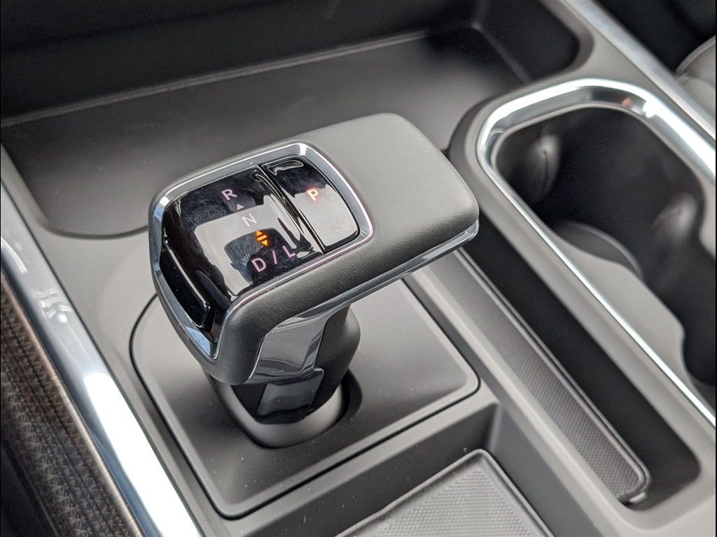 New 2026 Summit White Chevrolet LT image 16