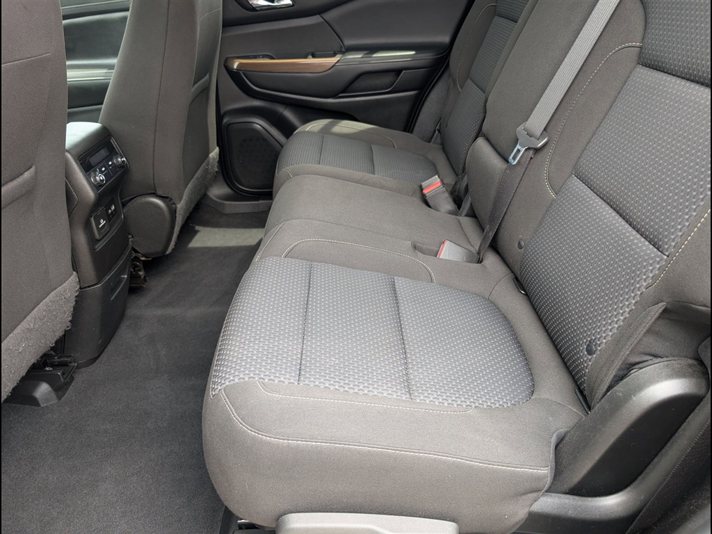 Used 2020 Satin Steel Metallic GMC SLE image 16