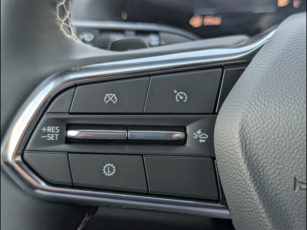 New 2027 Mosaic Black Metallic Chevrolet LT image 16