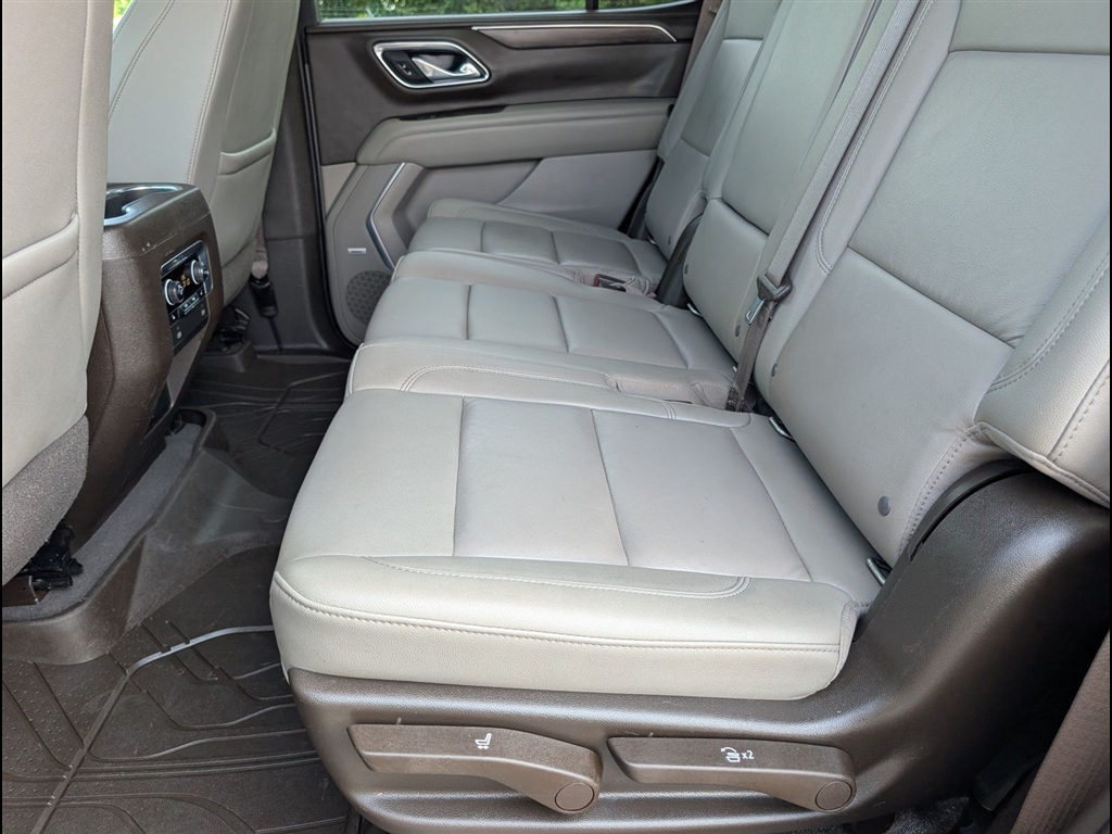 Used 2021 Shadow Gray Metallic Chevrolet Z71 image 16