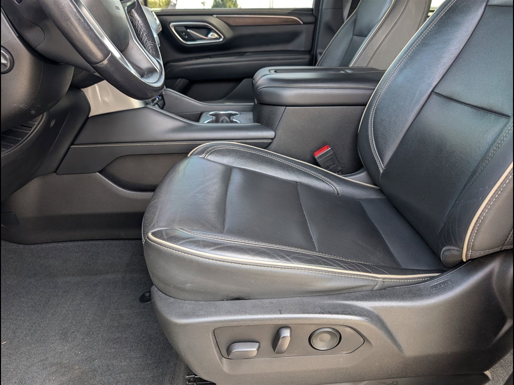 Used 2021 Shadow Gray Metallic Chevrolet Premier image 16