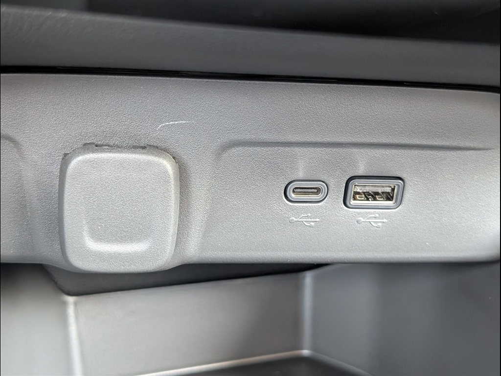 New 2026 Mosaic Black Metallic Chevrolet LT image 16