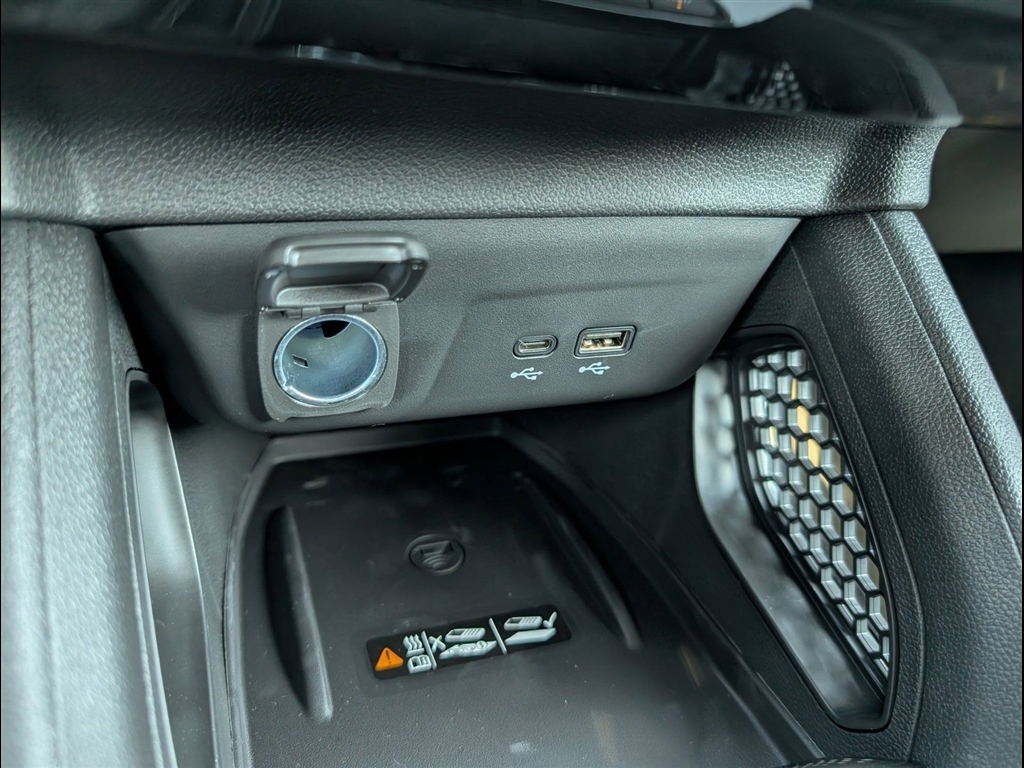 New 2026 Iridescent Pearl Tricoat Chevrolet ACTIV image 16