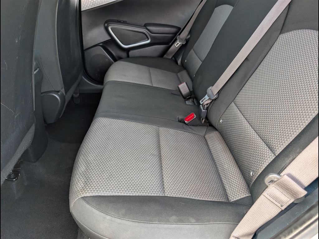 Used 2020 Snow White Pearl Kia LX image 16