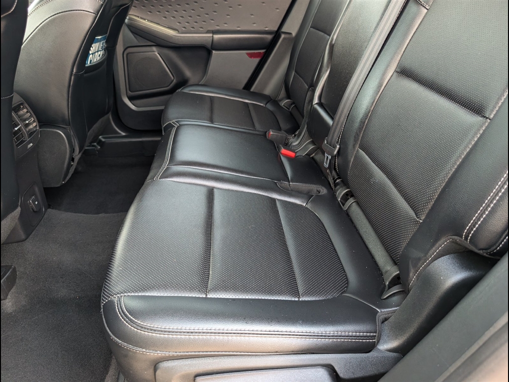 Used 2020 Agate Black Ford SEL image 17