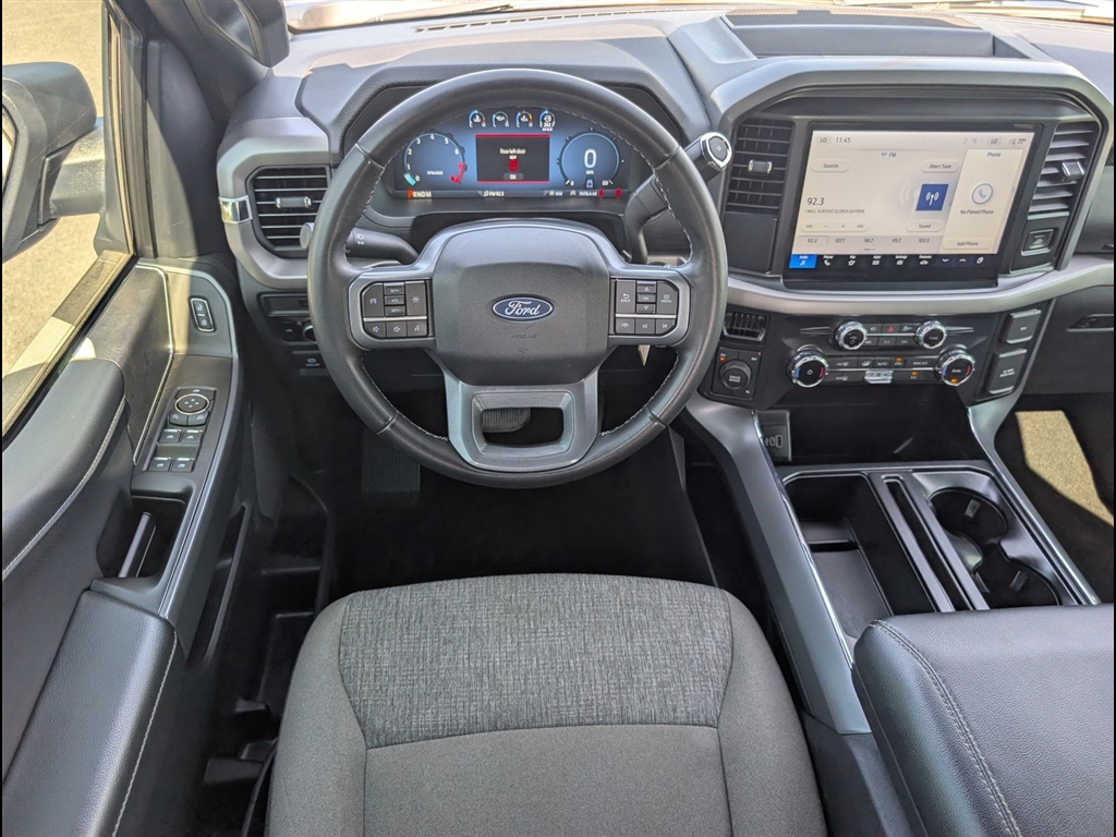 Used 2025 Atlas Blue Ford XLT image 17