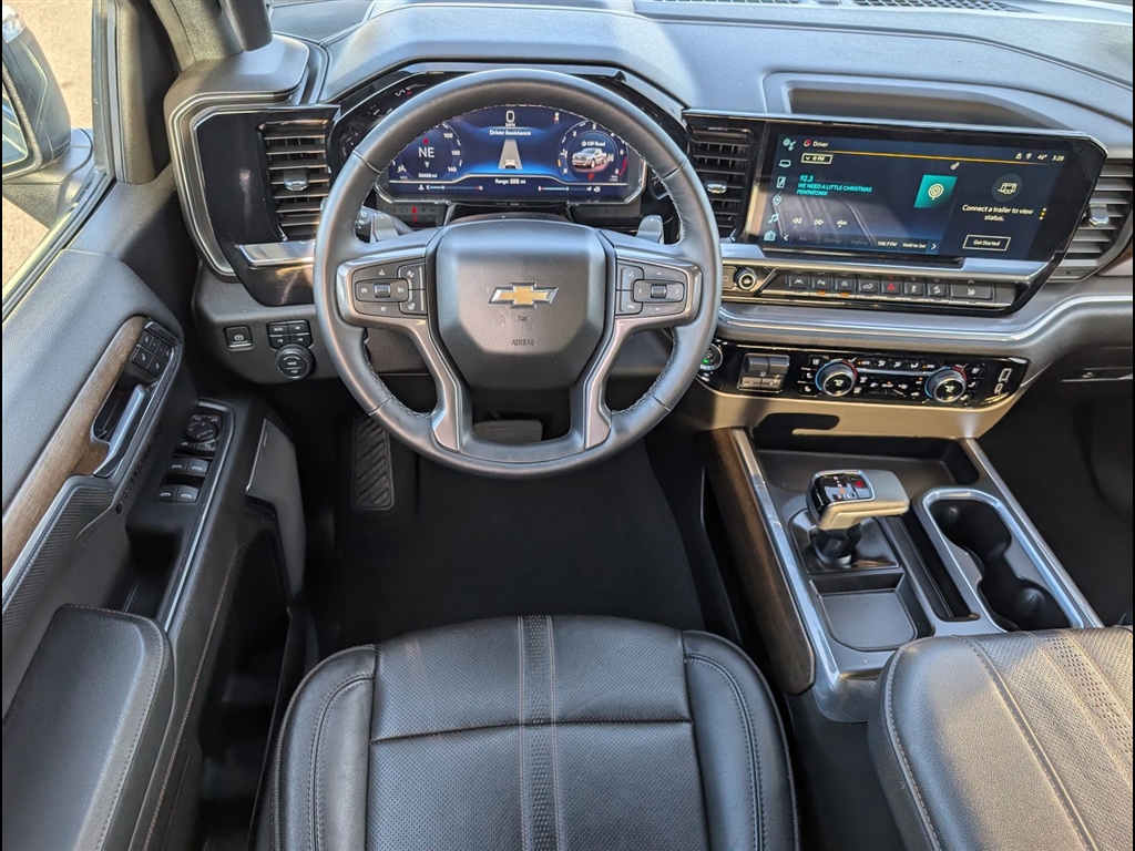 Used 2024 Sterling Gray Metallic Chevrolet High Country image 17