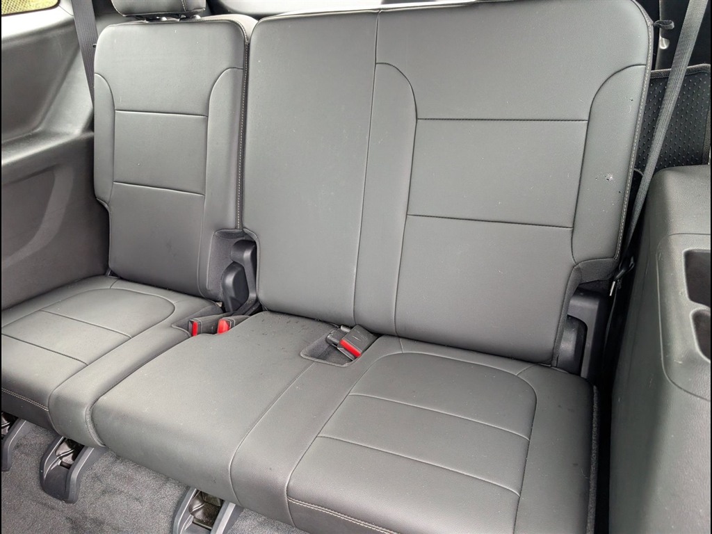 Used 2023 Summit White Chevrolet LT Leather image 17