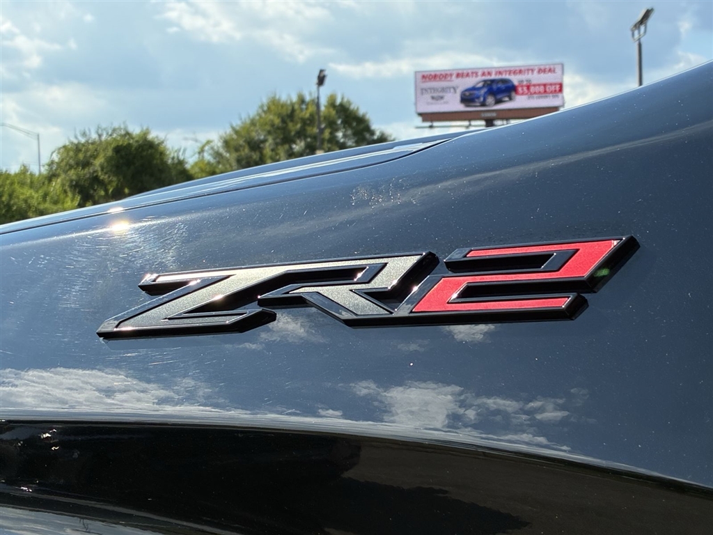 Used 2023 Black Chevrolet ZR2 image 17