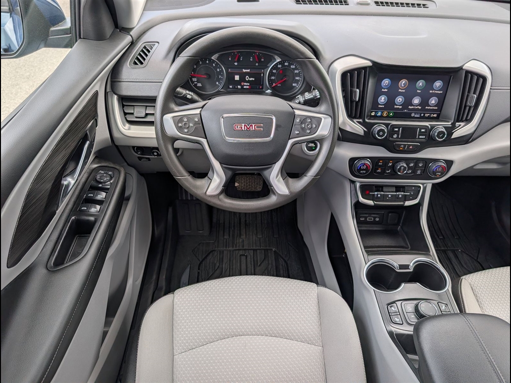 Used 2024 Riptide Blue Metallic GMC SLE image 17