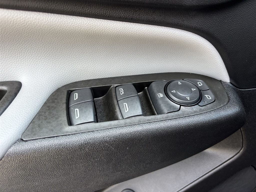 Used 2023 Sterling Gray Metallic Chevrolet LT image 17